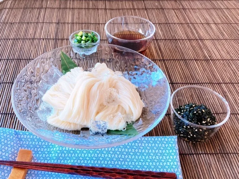 ザクザクわかめのそうめん ザクザクわかめのそうめん